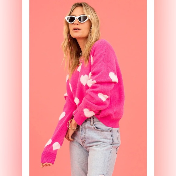 💗💕Alter’d State Pink Heart Sweater | NWT | Size Large | Valentine’s Day💗💕 - Picture 2 of 9